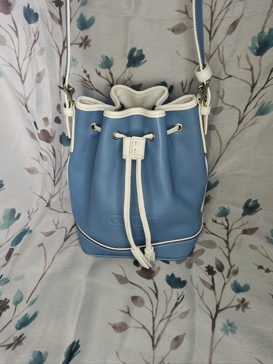 Coach Handbags - Vintage 2003 Coach Drawstring Bucket Bag Blue and White Leather